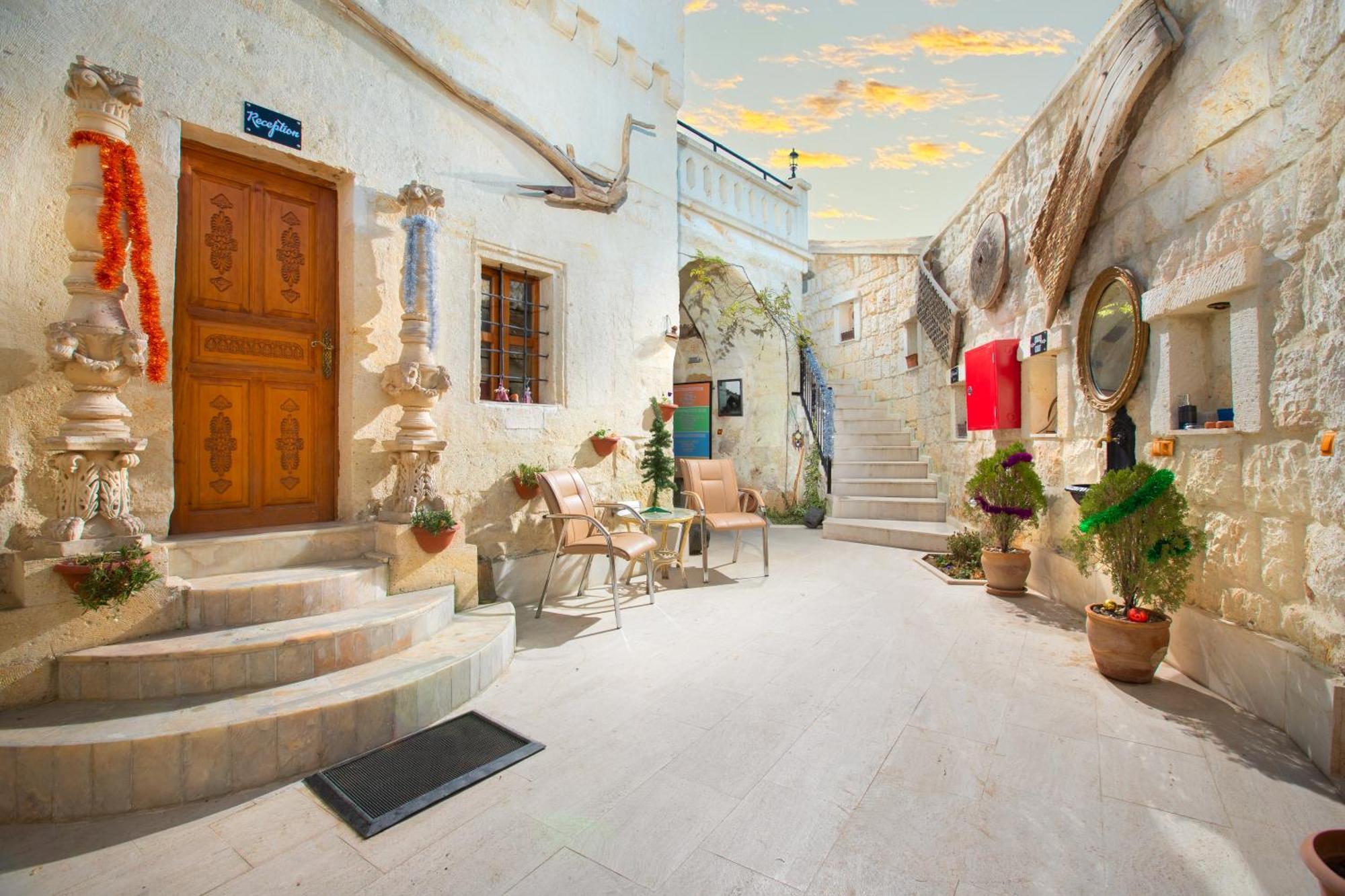 Romantic Cave Hotel Невшехир Екстериор снимка